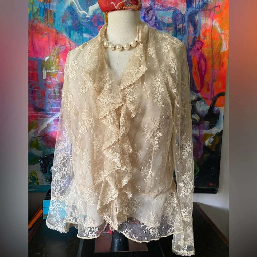Gorgeous Charming Cream color LACE with Cami Blouse Top Vintage retro Fashion ๐ - Picture 1 of 7